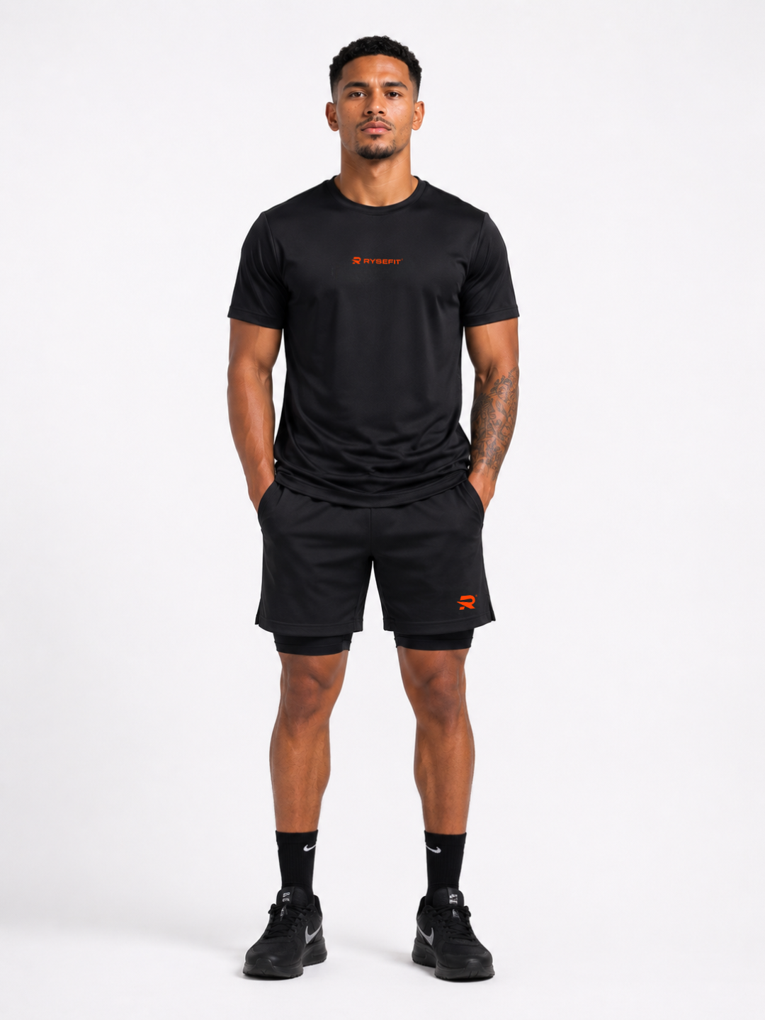 Conjunto de Treino Essential All Black