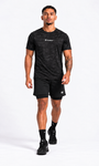Rysefit Linha Stealth Preto: modelo caminhando