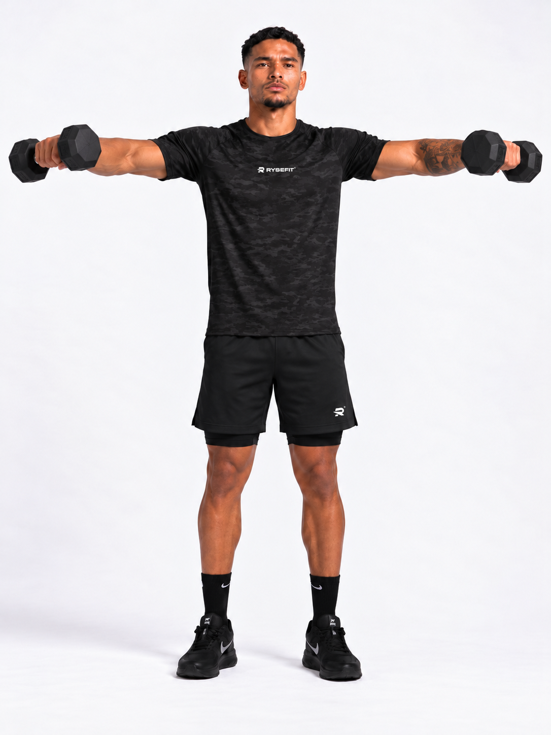 Rysefit Linha Stealth Preto: elevação lateral com halteres